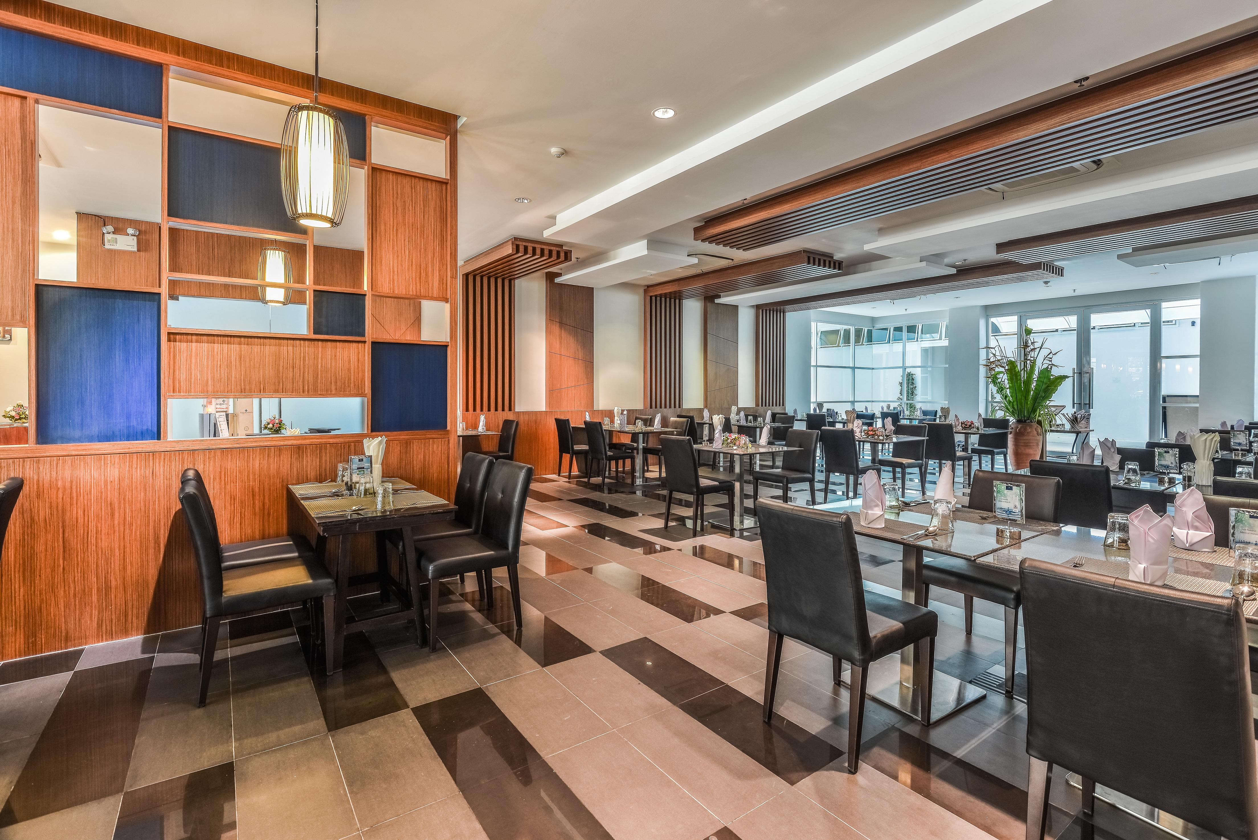 Fishermens Harbour Urban Resort - Sha Extra Plus Patong Экстерьер фото